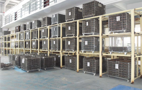 An Industrialist's Guide to Using Wire Containers in Manufacturing Industry